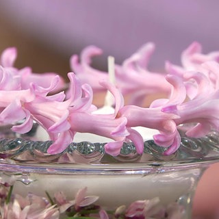 Ein Kranz aus Hyazintenblüten