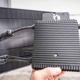 Ein Wechselrichter für ein Balkonkraftwerk