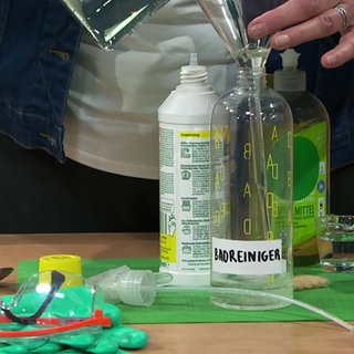 Was tun gegen Kalk und Schimmel im Bad