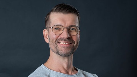 Sven Bach
