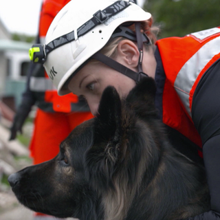 Hund Al Capone und Sabine Kubinski