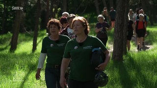 Petra Klinger und Andrea Schad führen durch den Schwäbisch-Fränkischen Wald