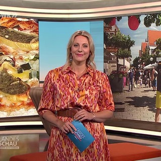 Moderatorin Jana Kübel