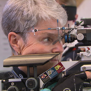 Mit 69 Jahren Deutsche Meisterin im Sportschießen