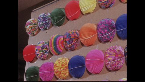 Faschingsdeko in den 70ern.