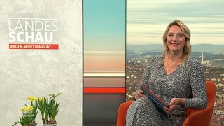 Moderatorin Jana Kübel