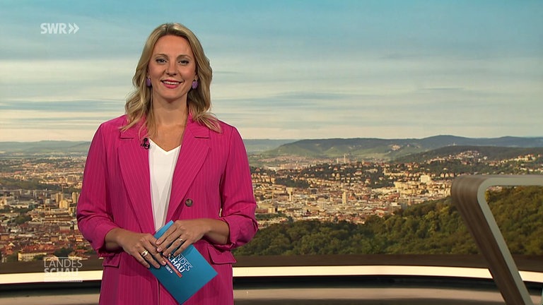 Moderatorin Jana Kübel