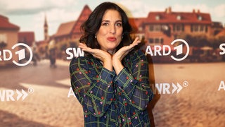 Schauspielerin Elena Uhlig posiert bei Premieren Event. 