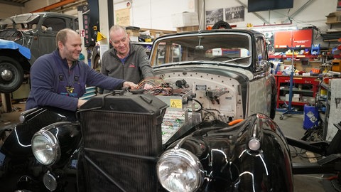 SWR Handwerkskunst: Wie man einen Oldtimer e-mobil macht