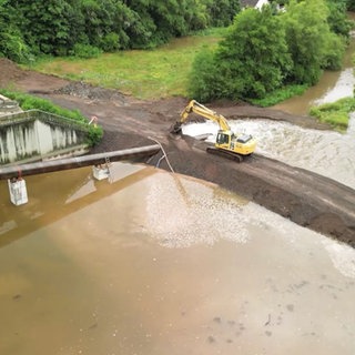 eine neue Fischtreppe wird gebaut