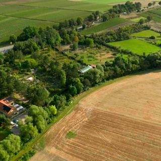 Garten von Markus Gaißl und Mark Ehrbrecht in Wallersheim