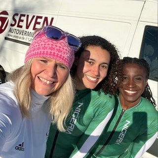 Nigerianische Bobfahrerinnen trainieren für Olympia