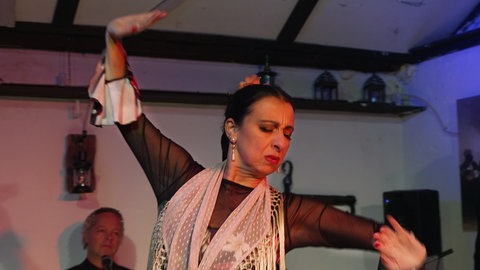 Mitra Sabok Sir tanzt Flamenco
