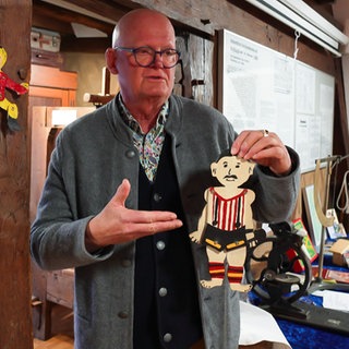 Michael Geib zeigt seine schönsten Hampelmänner