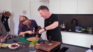 Johannes Quirin macht Lyoner-Kuchen