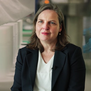 Koblenzer Firma "Doderm" produziert Cremes aus Kuh-Erstmilch