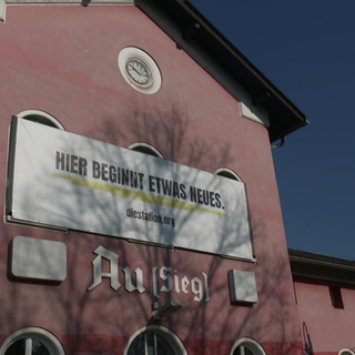 Im historischen denkmalgeschützten Bahnhof in Au entsteht ein Wohnprojekt.