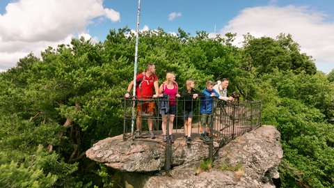 Eine Walddusche und ein grandioser Ausblick: Die Pfälzer Hütten-Tour