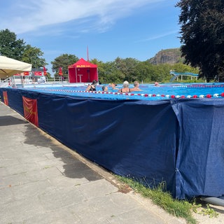 Pop-up-Schwimmbad in Remagen