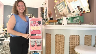 Künstlerin Tina Leber hat den Kunstautomaten „Rosie“ ins Leben gerufen.
