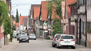 Hierzuland Minfeld Hauptstraße