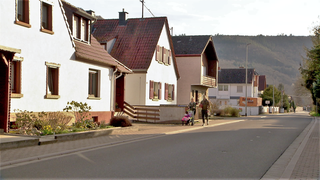 Hierzuland Niederhausen Am Stausee