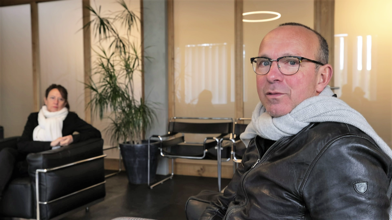 Hierzuland Marnheim Ehepaar