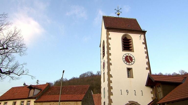 Der Glockenturm in Waldgrehweiler
