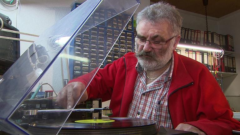 Elektromechaniker Peter Fuchs