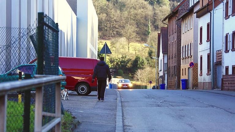 Hierzuland Frankeneck Talstraße