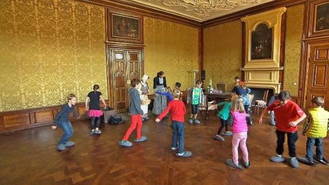 Schlossführung mit ein paar Kindern.