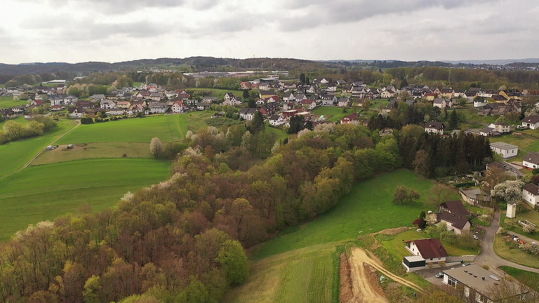 Hierzuland Fernthal, Ortsansicht