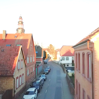 Die Beindersheimer Straße in Großniedesheim