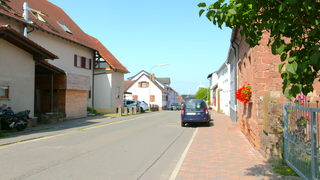 Die Hauptstraße in Vinningen