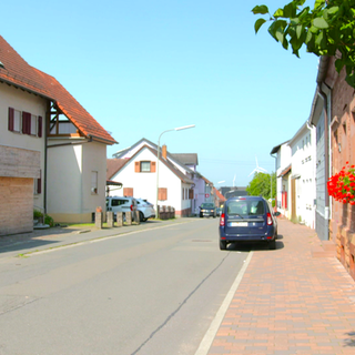 Die Hauptstraße in Vinningen