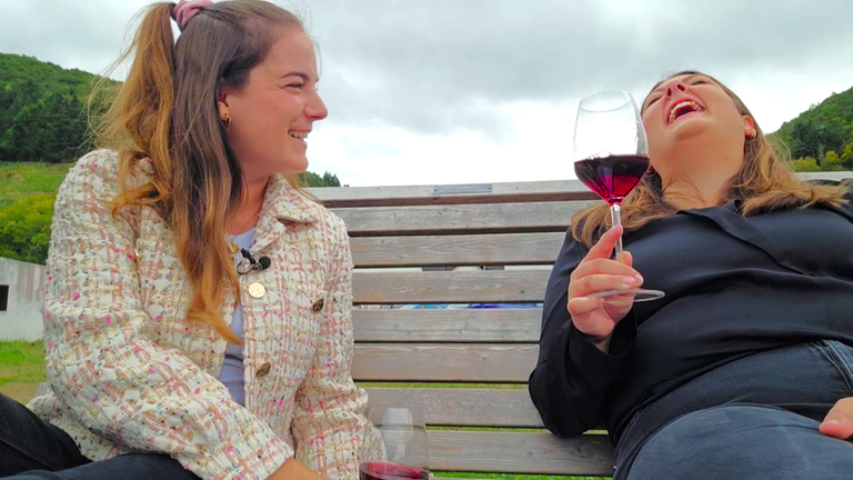 Eva Lanzerath und Annabell Stodden