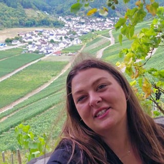 Annabell Stodden aus Rech tritt zur Wahl der Deutschen Weinmajestät 2025 an