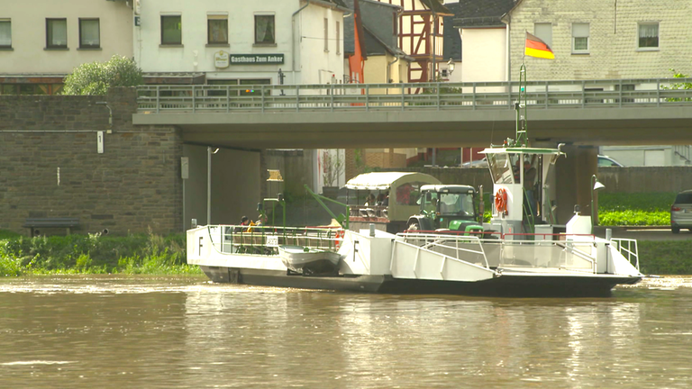 Fähre "Briedeler Herzchen" 