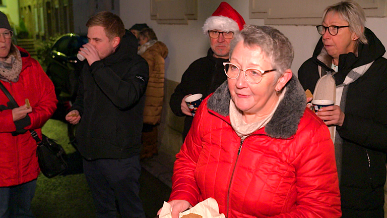 Margot Eckel und Anwohner