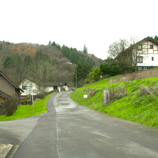 Die Sonnenbergstraße in Dümpelfeld