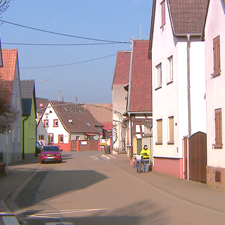 Die Raiffeisenstraße in Westheim
