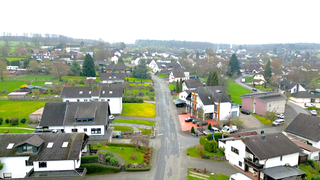 Die Steimeler Straße in Fluterschen