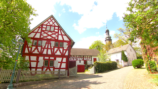 Die Kirchstraße in Klingelbach