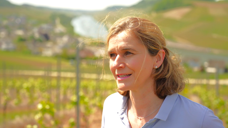 Winzerin Carina Curmann