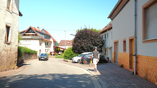 Die Hauptstraße in Ruschberg