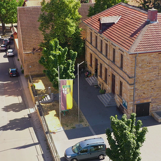 Die Rathausstraße in Alzey-Weinheim