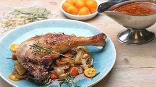 Geschmorte Gänsekeule