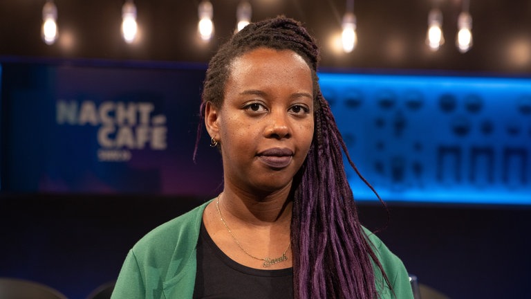 Sarah Kentner, Redakteurin