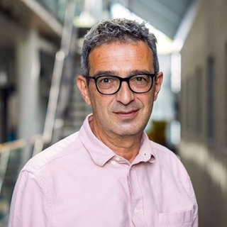 Autor Ahmet Şenyurt