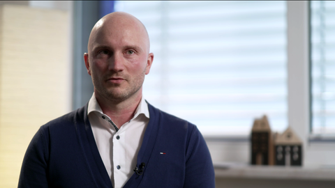 Tim Schöne, Immobilienmakler